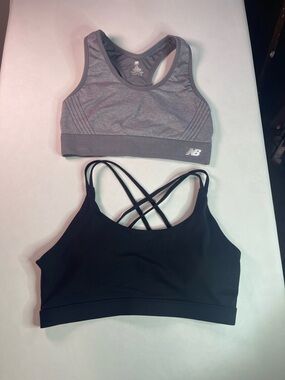 New Balance Gray Seamless Racerback Sports Bra - Women